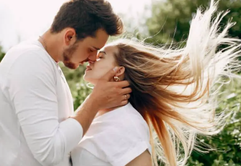 How to Overcome or Overcome the Fear of Being Hurt or Cheated on in Love Again